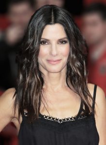 Top 20 Hottest Female Celebs Who Were Cheated On